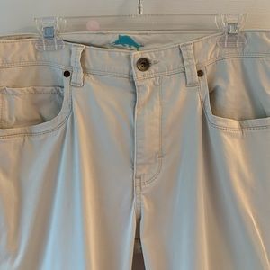 Tommy Bahama men’s 5 pocket pants. 35x30. Off white color. Excellent condition